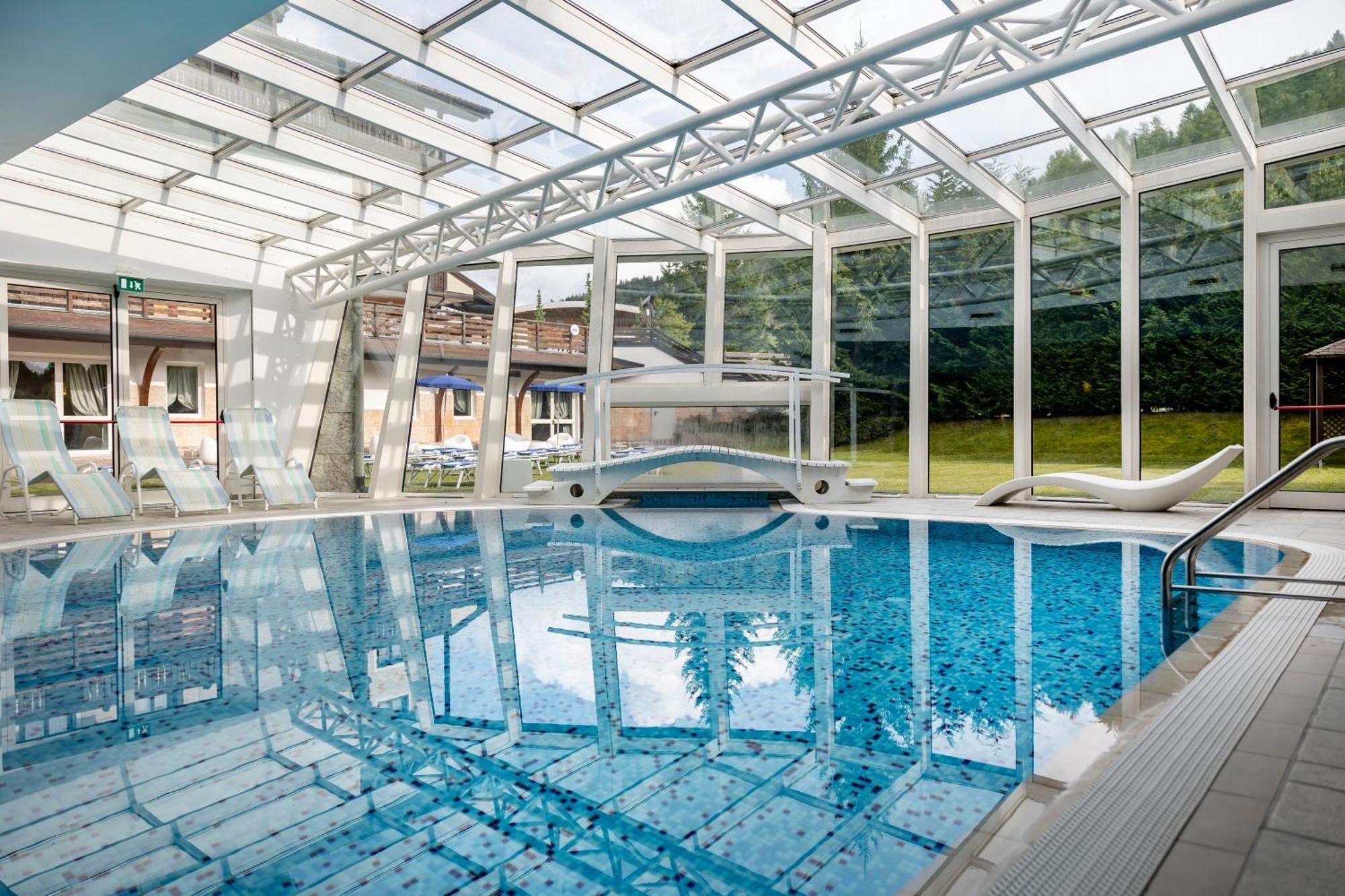 Golf Hotel Folgaria Exterior photo
